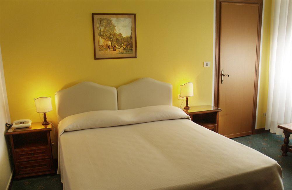 Gemini Camere E Suites Grosseto Eksteriør bilde