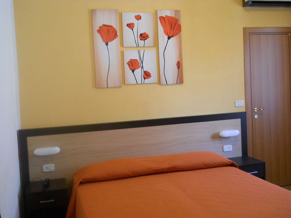 Gemini Camere E Suites Grosseto Eksteriør bilde